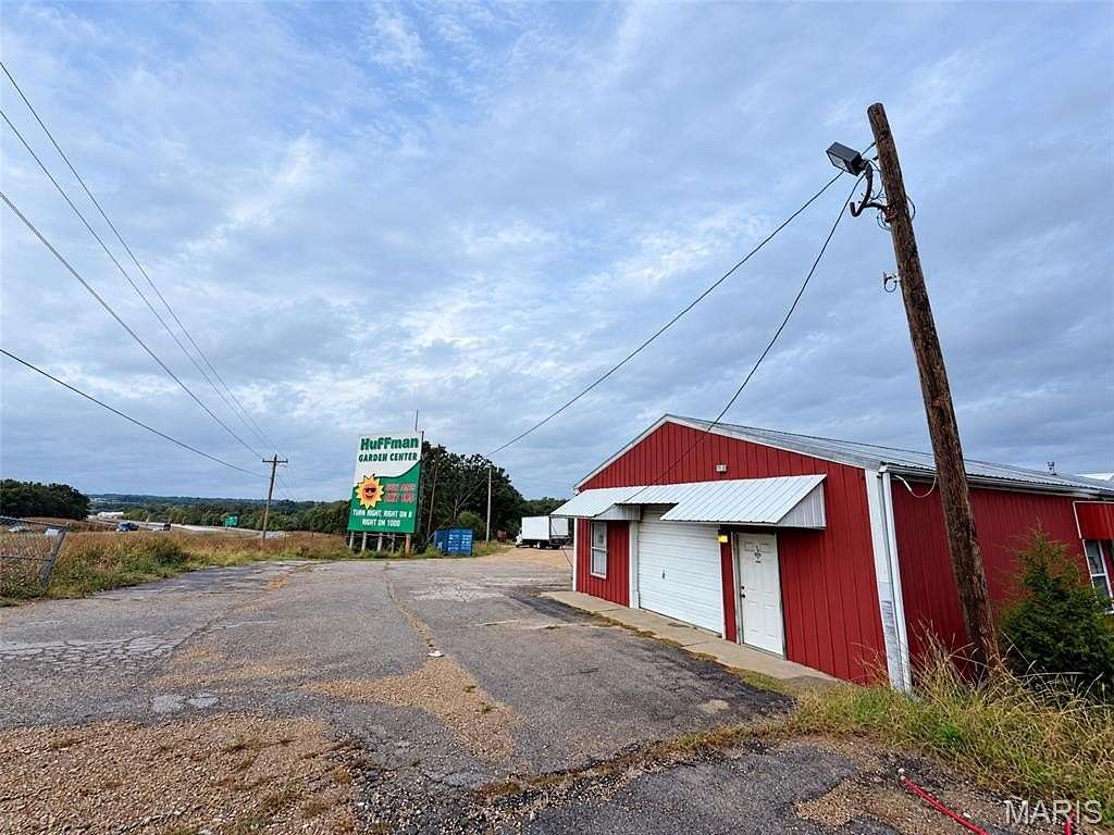5.1 Acres of Mixed-Use Land for Sale in Bourbon, Missouri