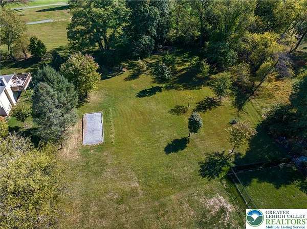 1 Acre of Residential Land for Sale in Hanover Township, Pennsylvania