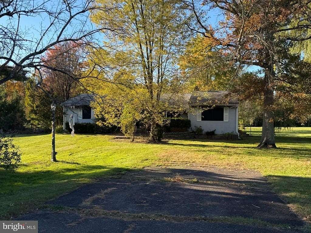 Improved Mixed-Use Land for Sale in Ottsville, Pennsylvania