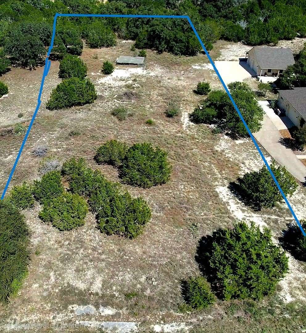 1 Acre of Residential Land for Sale in Spring Branch, Texas