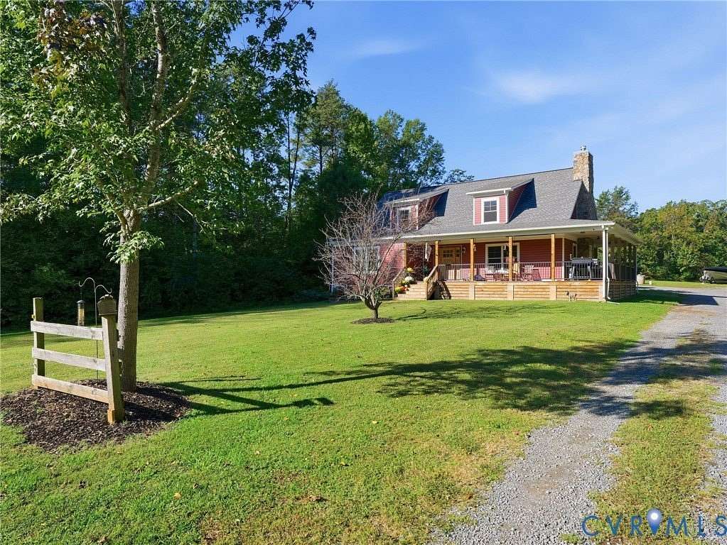 12.3 Acres of Land with Home for Sale in Montpelier, Virginia