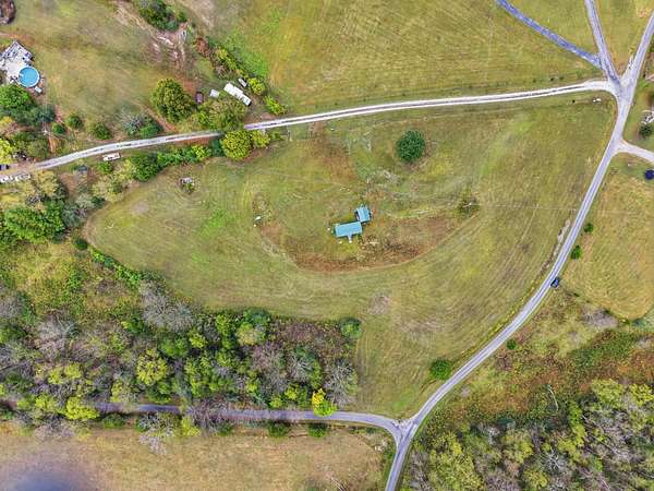 4.64 Acres of Land for Sale in Celina, Tennessee