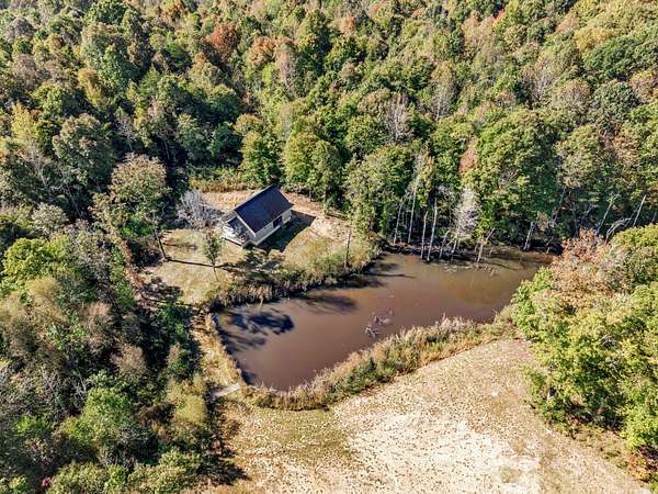 100 Acres of Recreational Land with Home for Sale in Athens, Tennessee