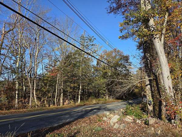 9.77 Acres of Residential Land for Sale in Sutton, Massachusetts