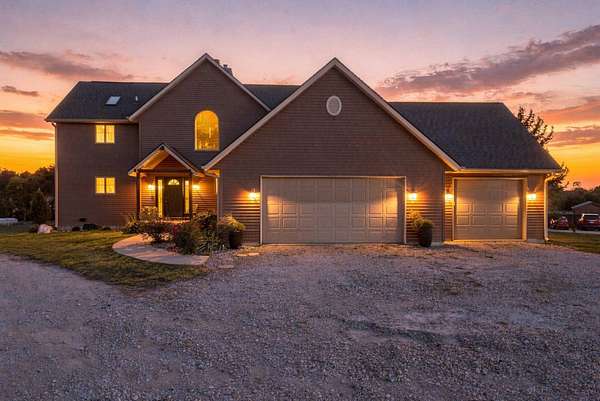 2.59 Acres of Land with Home for Sale in Falls City, Nebraska
