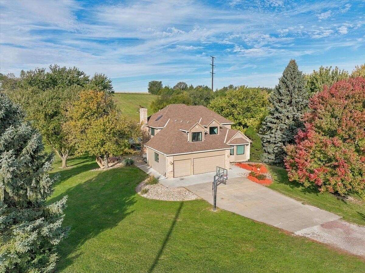 4 Acres of Land with Home for Sale in Council Bluffs, Iowa