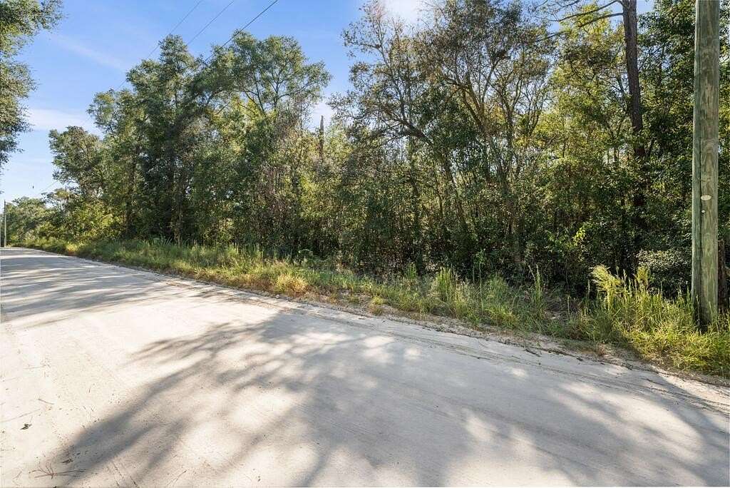 10.1 Acres of Land for Sale in Bell, Florida
