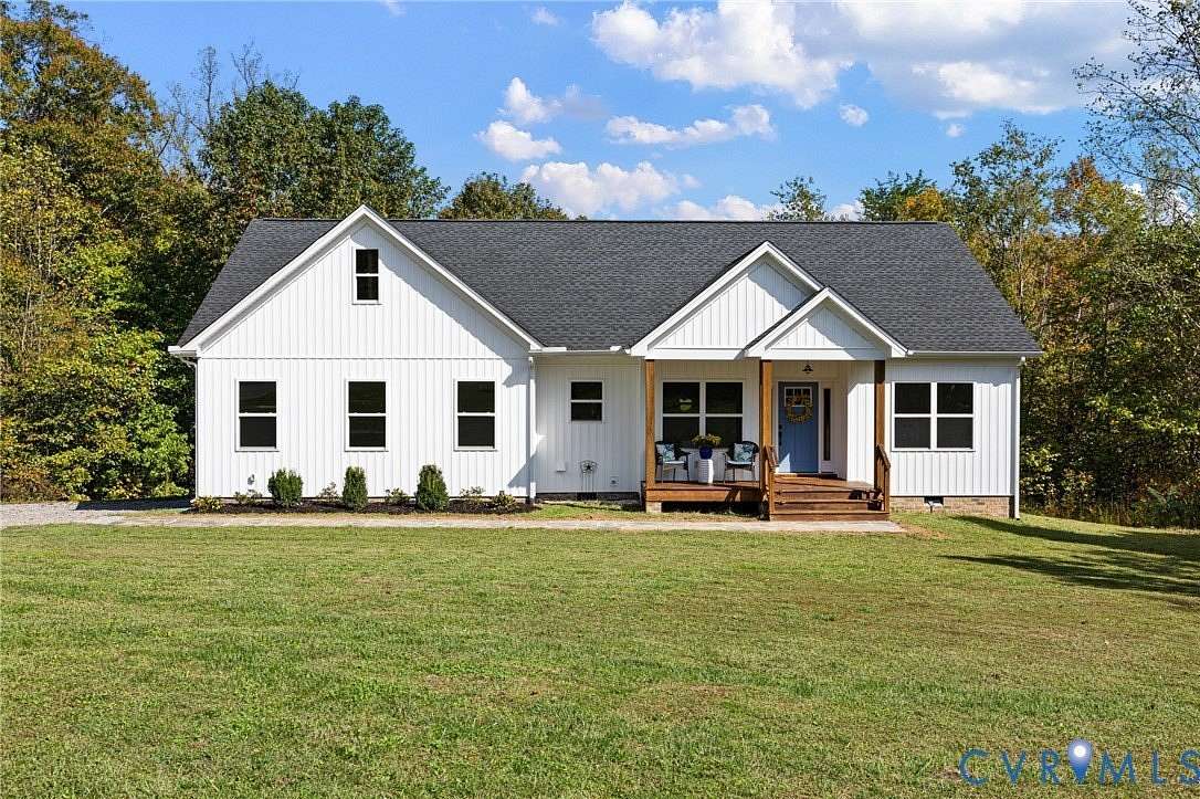 6.76 Acres of Land with Home for Sale in Bumpass, Virginia