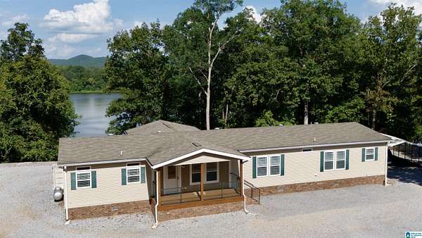 1.67 Acres of Land with Home for Sale in Wilsonville, Alabama