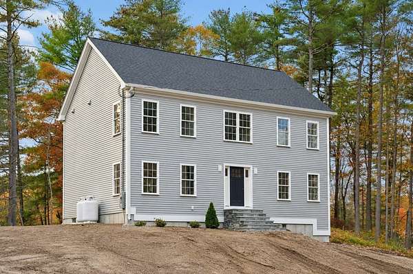 2.16 Acres of Land with Home for Sale in Douglas, Massachusetts