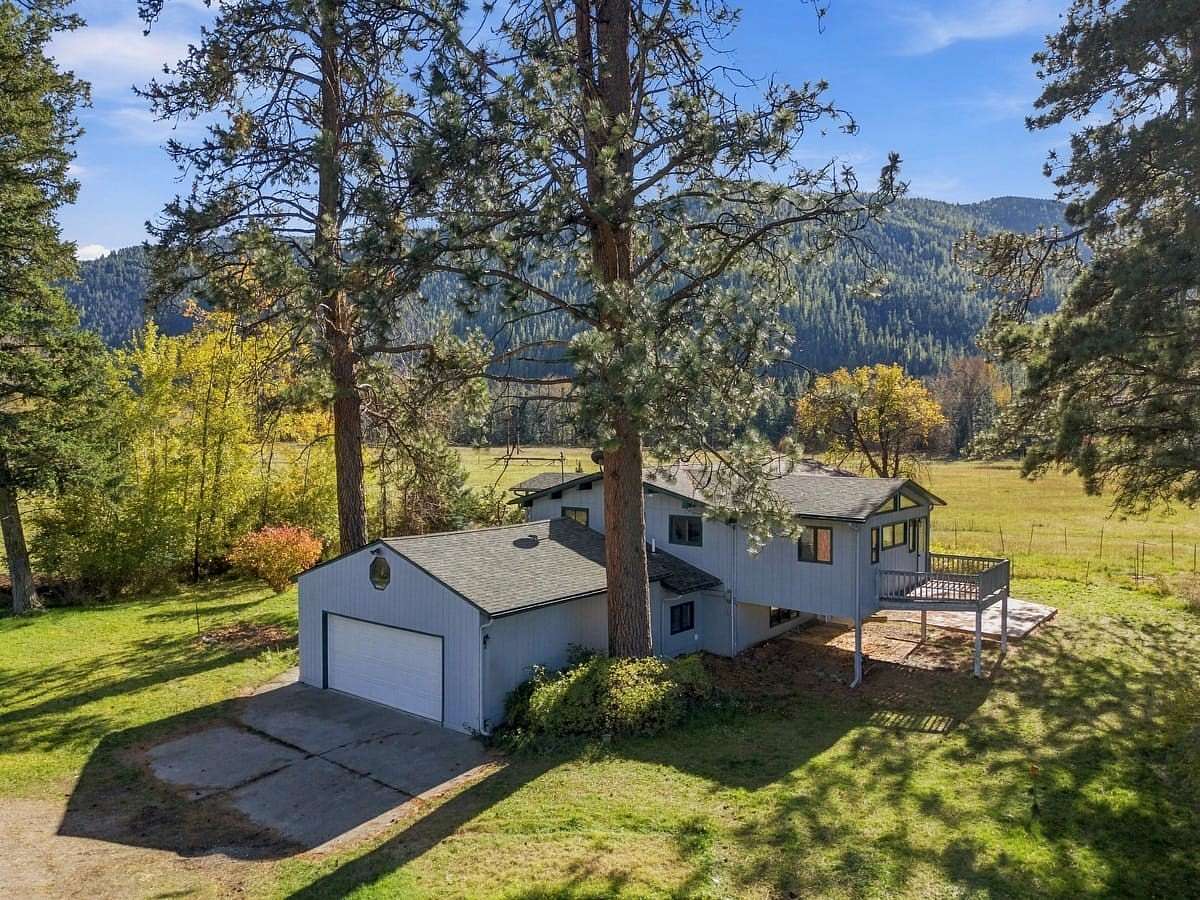 3 Acres of Land with Home for Sale in Clinton, Montana