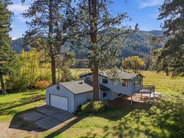 3 Acres of Land with Home for Sale in Clinton, Montana