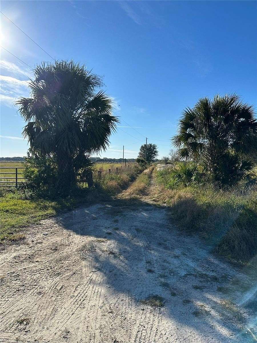40 Acres of Land for Sale in Okeechobee, Florida