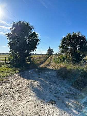 40 Acres of Land for Sale in Okeechobee, Florida