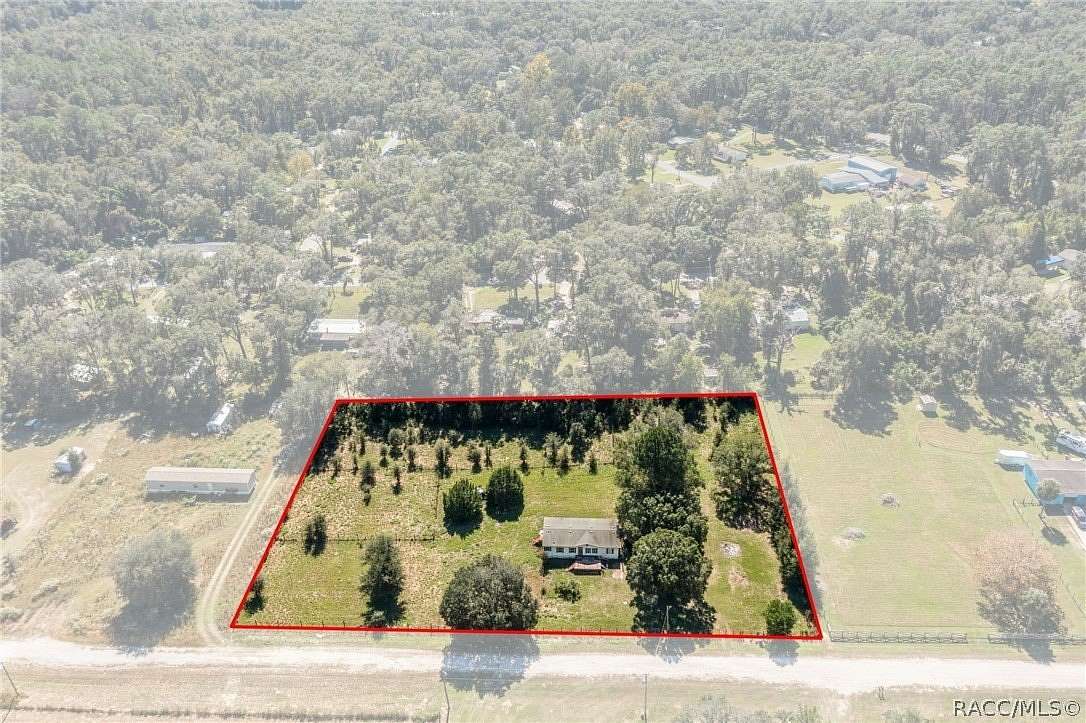 2 Acres of Land with Home for Sale in Hernando, Florida