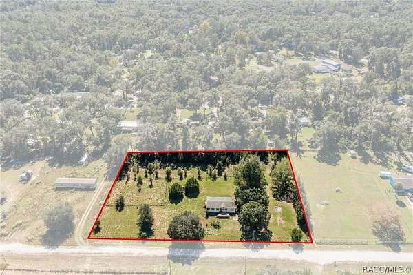 2 Acres of Land with Home for Sale in Hernando, Florida