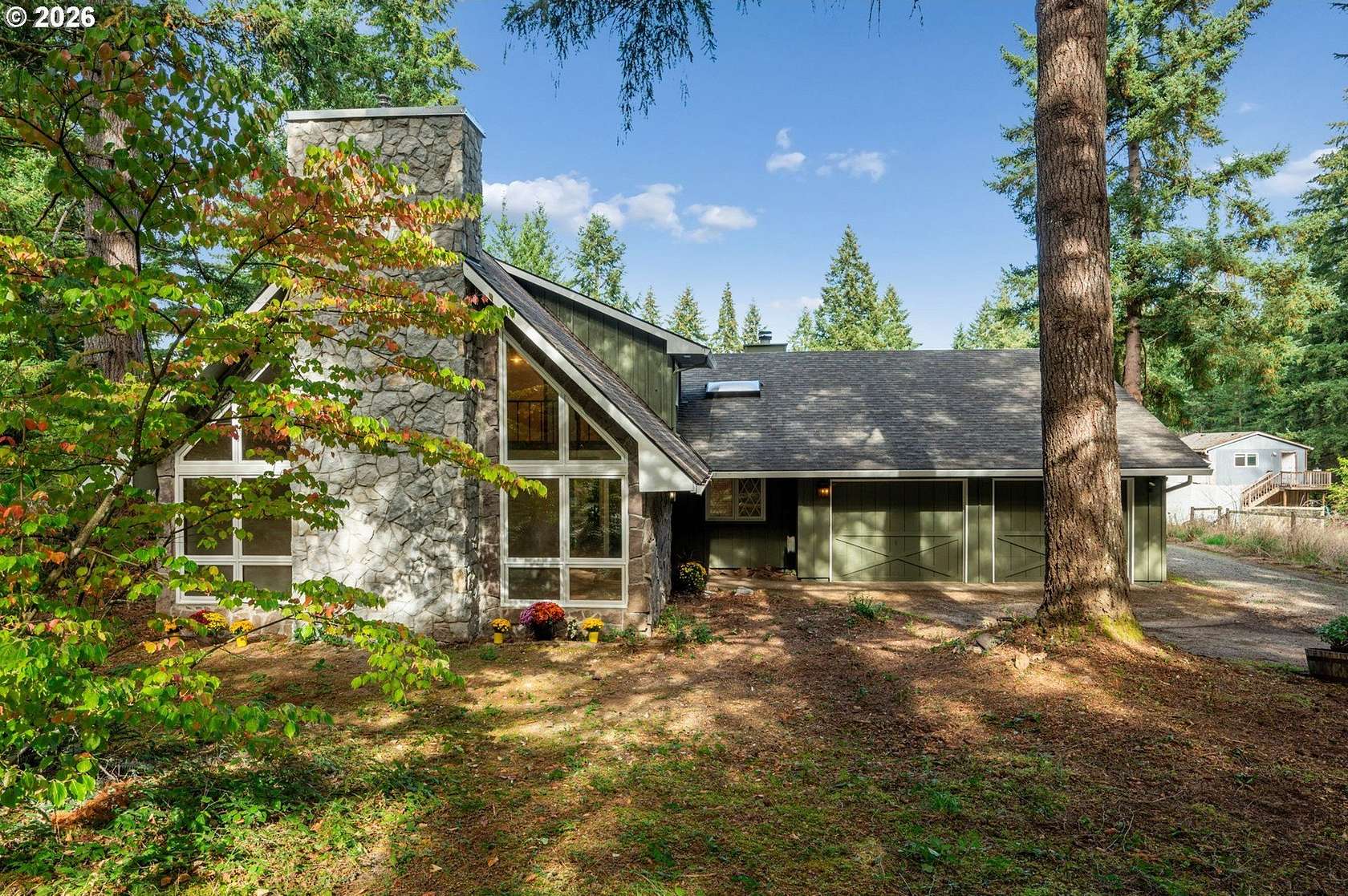 5 Acres of Land with Home for Sale in Beavercreek, Oregon