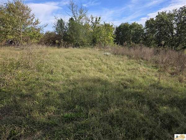 8.4 Acres of Residential Land for Sale in Horse Cave, Kentucky