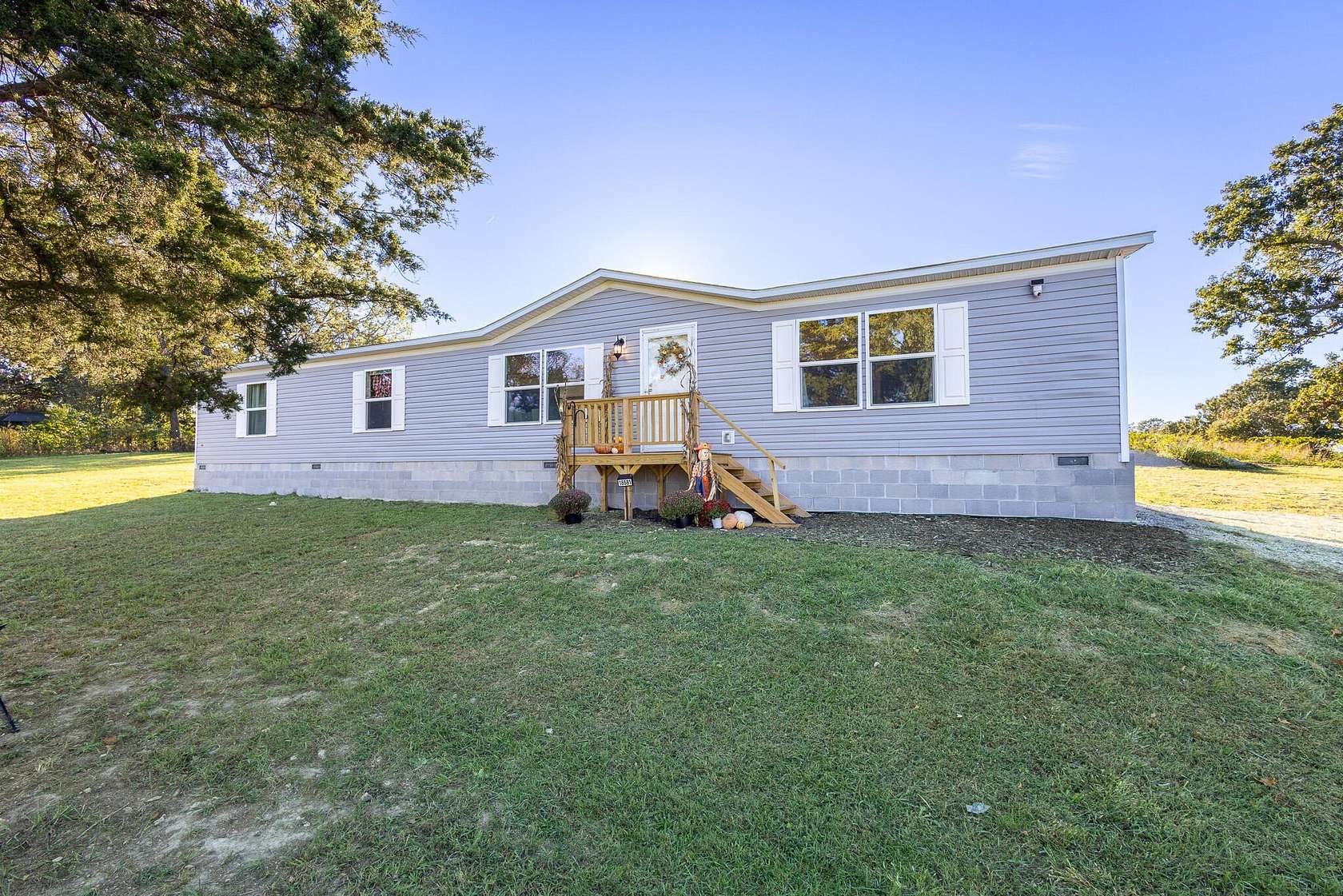 2.5 Acres of Land with Home for Sale in Cassville, Missouri