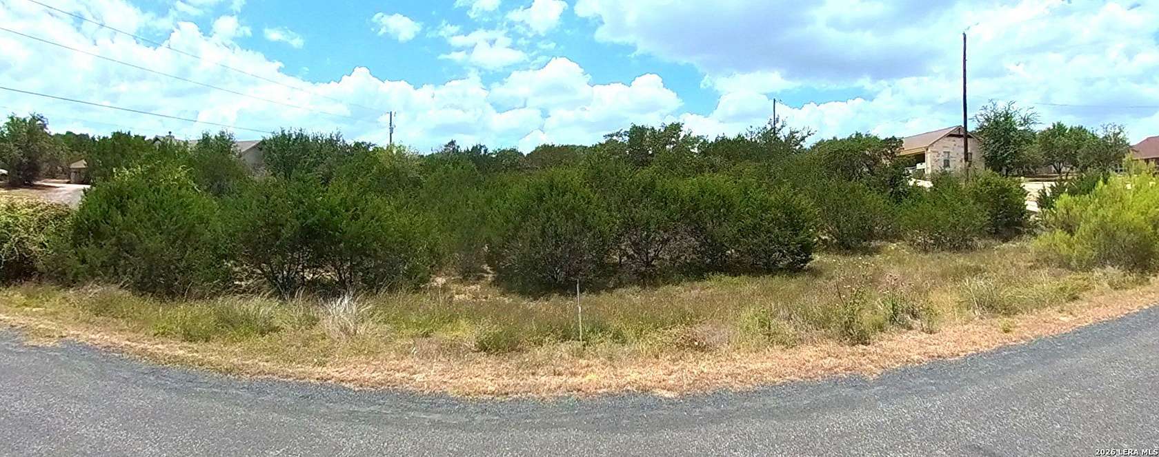 1 Acre of Residential Land for Sale in Spring Branch, Texas