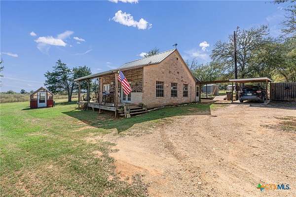 6.6 Acres of Land with Home for Sale in Thrall, Texas