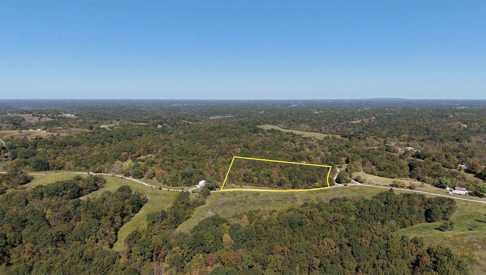 5.78 Acres of Residential Land for Sale in Lawrenceburg, Kentucky