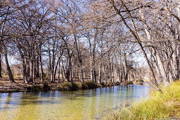 11 Acres of Recreational & Residential Land for Sale in Rio Frio, Texas