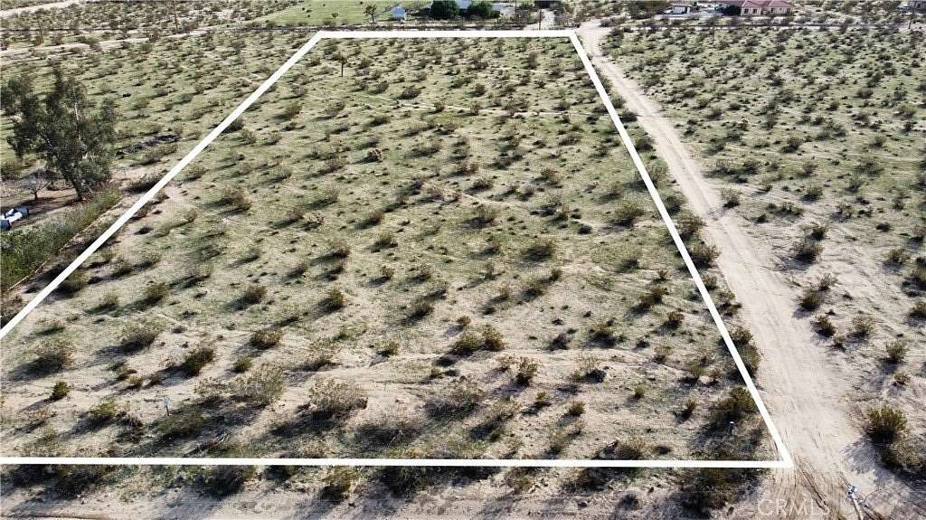 2.5 Acres of Land for Sale in Joshua Tree, California