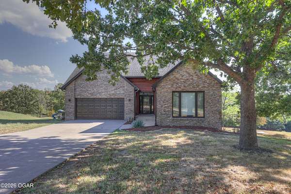 1.52 Acres of Land with Home for Sale in Loma Linda, Missouri