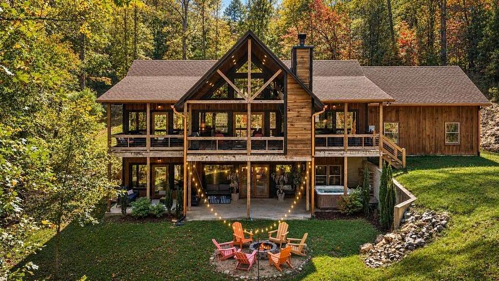 1.57 Acres of Land with Home for Sale in Blue Ridge, Georgia