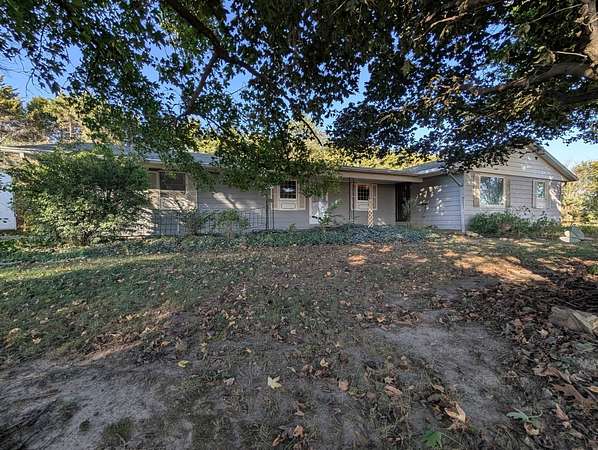 14.5 Acres of Land with Home for Sale in Oblong, Illinois