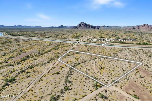 6 Acres of Land for Sale in Tonopah, Arizona