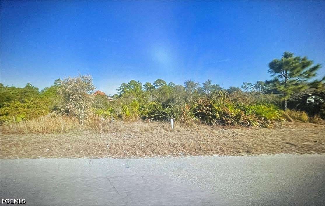 0.25 Acres of Residential Land for Sale in Lehigh Acres, Florida