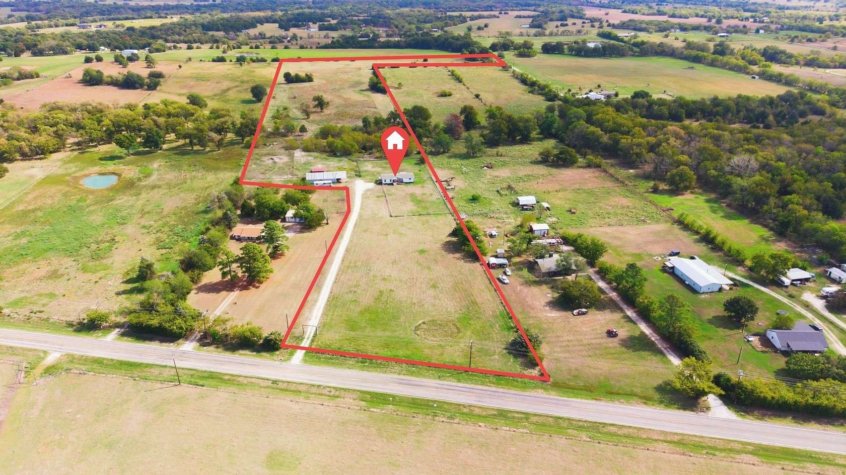 20 Acres of Land with Home for Sale in Lone Oak, Texas