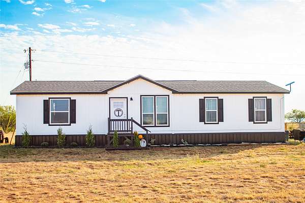 9.56 Acres of Land with Home for Sale in Haskell, Texas