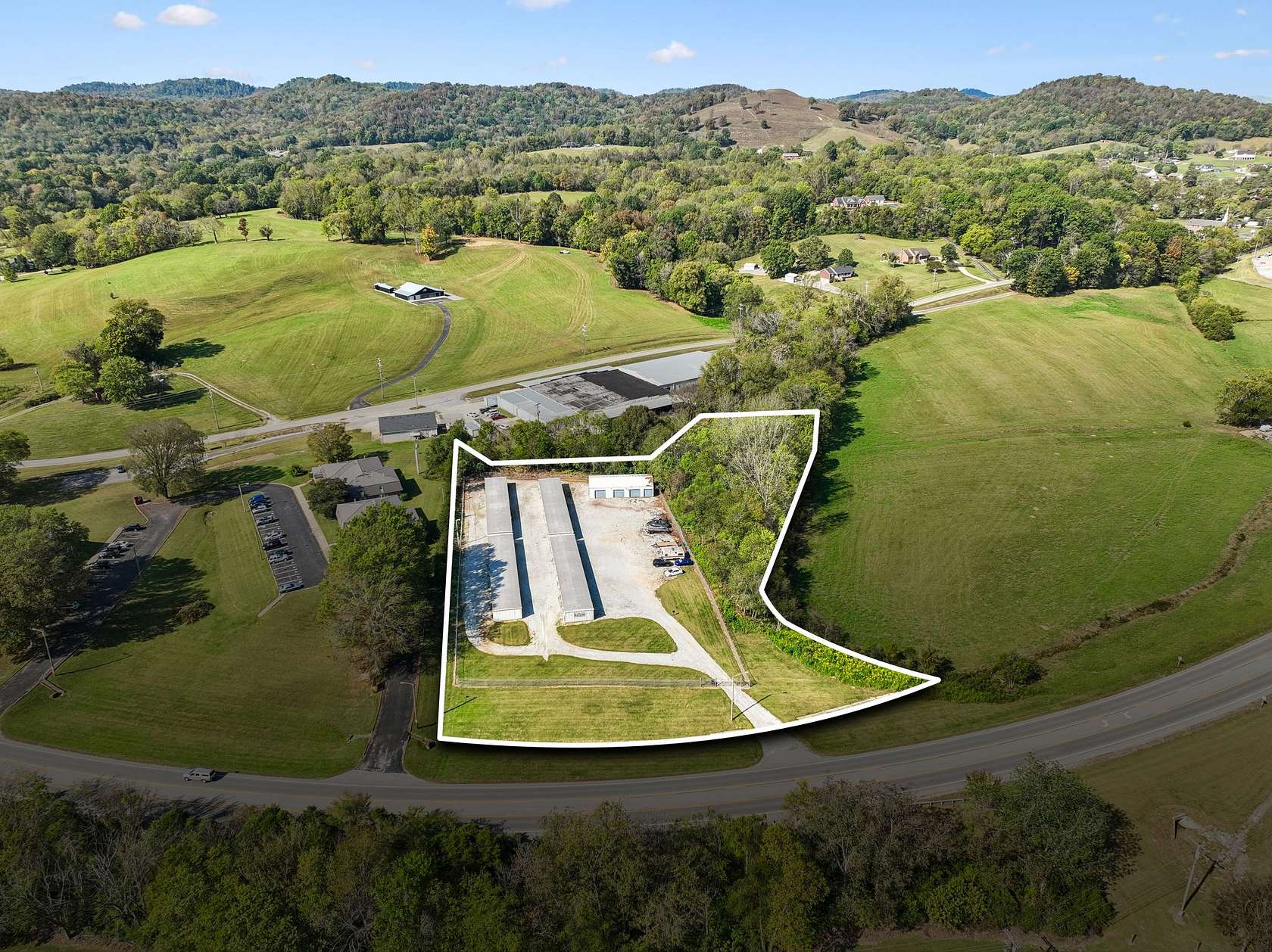 2.35 Acres of Commercial Land for Sale in Carthage, Tennessee