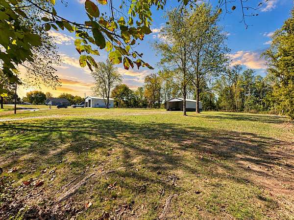 8.19 Acres of Residential Land for Sale in Pulaski, Tennessee