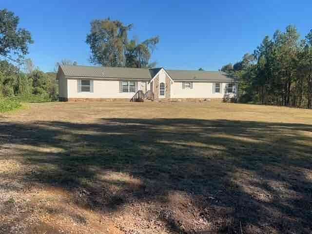 2 Acres of Land with Home for Sale in Pontotoc, Mississippi