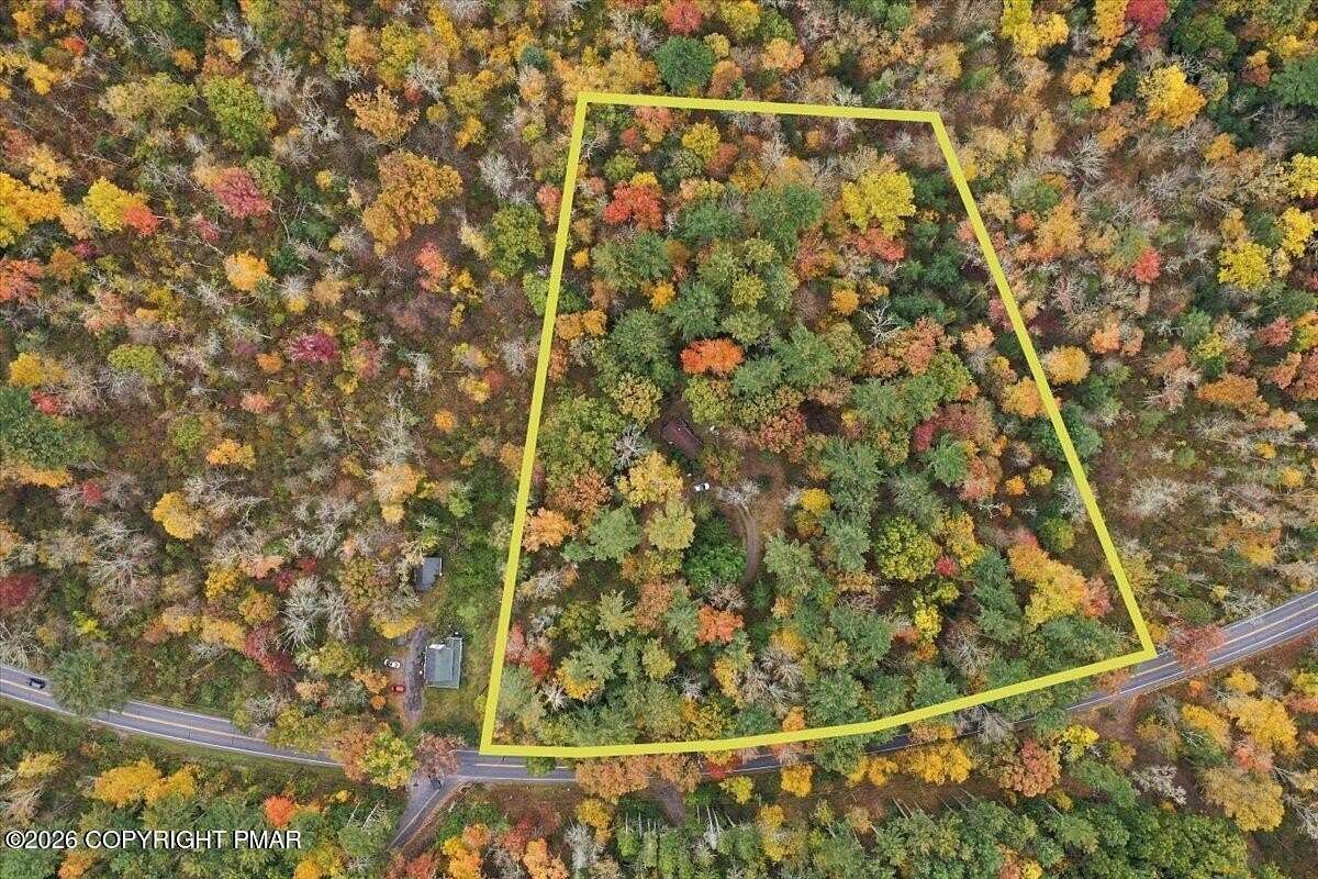 19.7 Acres of Land for Sale in Cresco, Pennsylvania