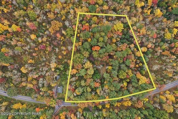 19.7 Acres of Land for Sale in Cresco, Pennsylvania