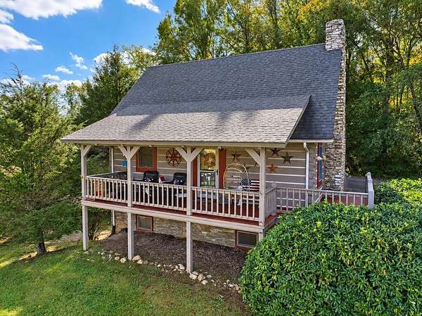 2.37 Acres of Improved Mixed-Use Land for Sale in Fancy Gap, Virginia
