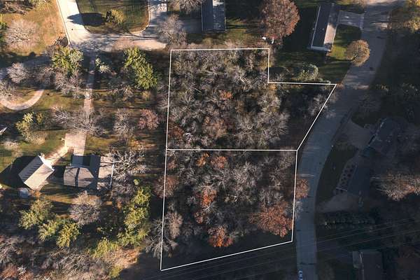 0.86 Acres of Residential Land for Sale in Red Wing, Minnesota