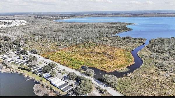 15.1 Acres of Recreational & Residential Land for Sale in Auburndale, Florida