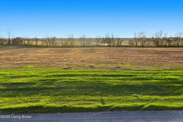 5 Acres of Residential Land for Sale in Shelbyville, Kentucky