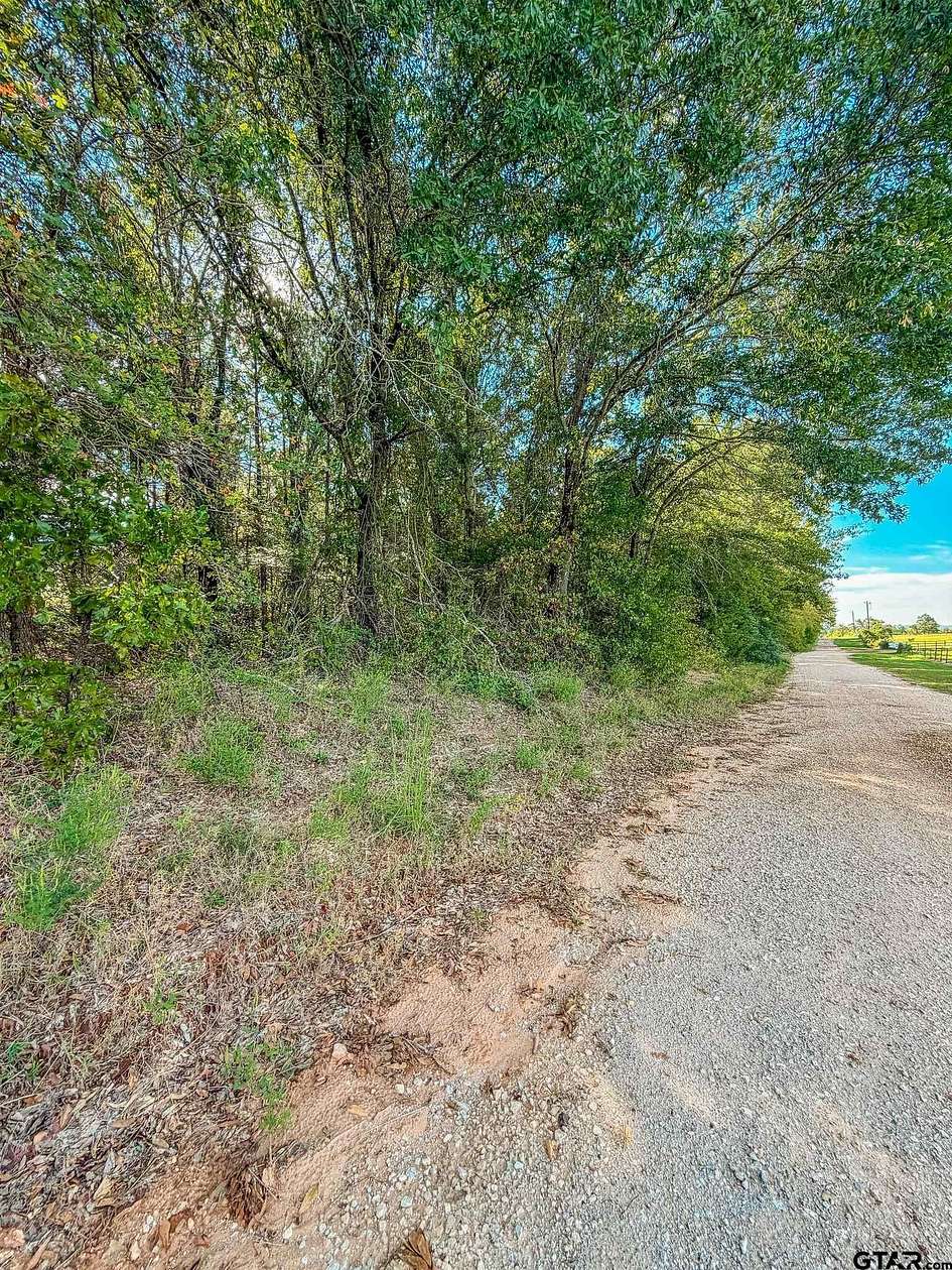 10 Acres of Residential Land for Sale in Bullard, Texas
