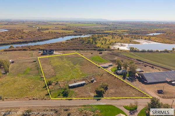 5.28 Acres of Agricultural Land for Sale in Menan, Idaho