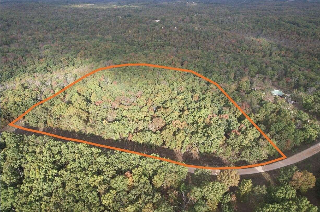 7.4 Acres of Residential Land for Sale in Tunas, Missouri