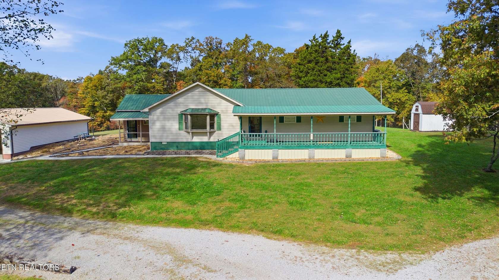 18 Acres of Land with Home for Sale in Oakdale, Tennessee