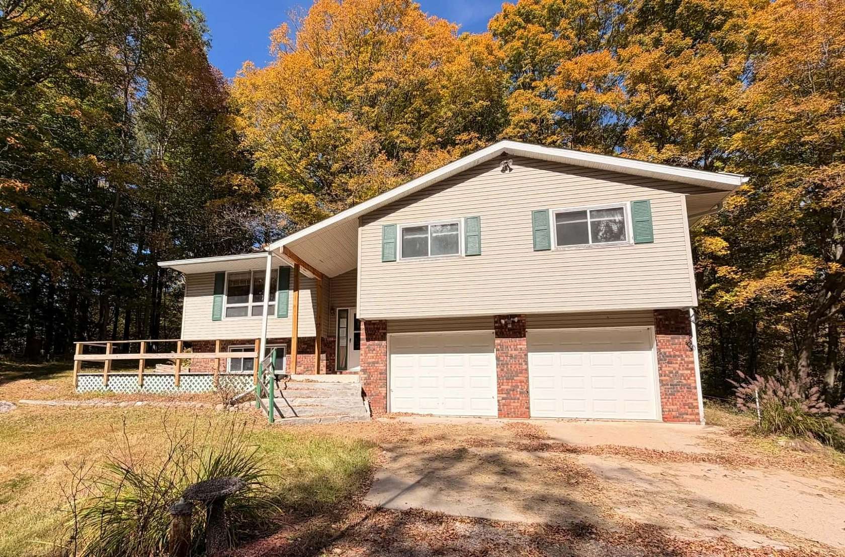 2.39 Acres of Land with Home for Sale in Evergreen Town, Wisconsin