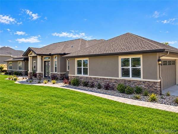 2.9 Acres of Land with Home for Sale in Inverness, Florida